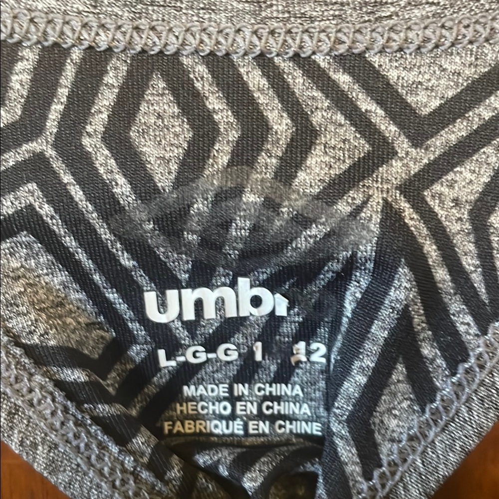 Umbro Girls Sz 12 Athletic Tank Top Geometric Print Racerback Soccer Sport - Picture 2 of 8